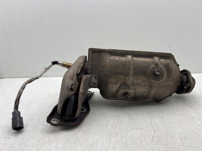 Gebruikte Katalysator Peugeot 107 1.0 12V Prijs € 120,00 Margeregeling aangeboden door Autohandel & Demontage Weteringbrug