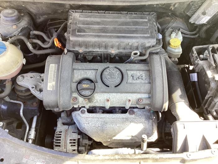 Gebruikte Motor Skoda Fabia II (5J) 1.4i 16V Prijs € 370,00 Margeregeling aangeboden door Autohandel & Demontage Weteringbrug