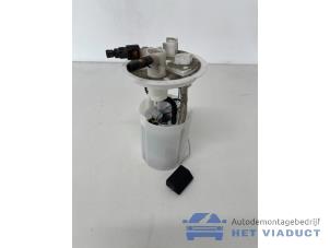 Gebruikte Benzinepomp Mitsubishi Space Star (A0) 1.2 12V Prijs € 60,00 Margeregeling aangeboden door Het Viaduct