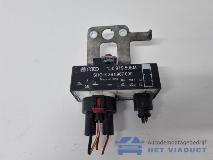 Gebruikte Module Koeling Volkswagen Polo V (6R) 1.2 TSI Prijs € 25,00 Margeregeling aangeboden door Het Viaduct