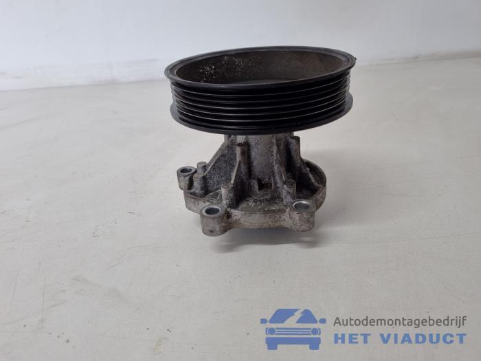 Gebruikte Waterpomp Volkswagen Polo V (6R) 1.2 12V BlueMotion Technology Prijs € 30,00 Margeregeling aangeboden door Het Viaduct