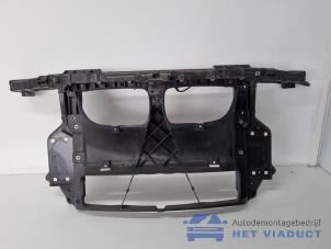 Gebruikte Frontpaneel BMW 1 serie (E81) 118i 16V Prijs € 100,00 Margeregeling aangeboden door Het Viaduct