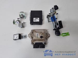 Gebruikte Kontaktslot + computer Suzuki Alto 1.0 12V Prijs € 150,00 Margeregeling aangeboden door Het Viaduct