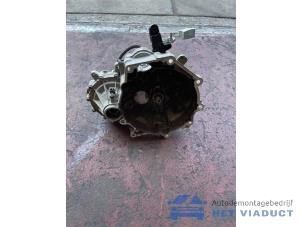 Gebruikte Versnellingsbak Volkswagen Polo V (6R) 1.0 12V BlueMotion Technology Prijs € 750,00 Margeregeling aangeboden door Het Viaduct