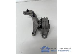 Gebruikte Motorrubber Dacia Duster (HS) 1.6 16V LPG Prijs € 35,00 Margeregeling aangeboden door Het Viaduct