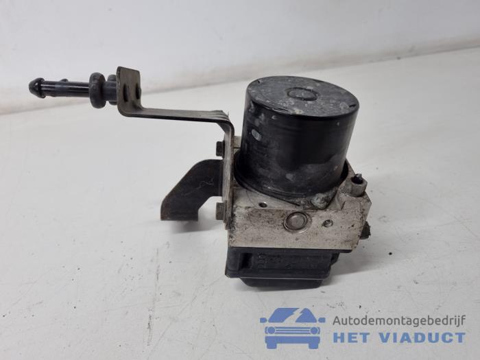 Gebruikte ABS Pomp Volkswagen Fox (5Z) 1.2 Prijs € 80,00 Margeregeling aangeboden door Het Viaduct