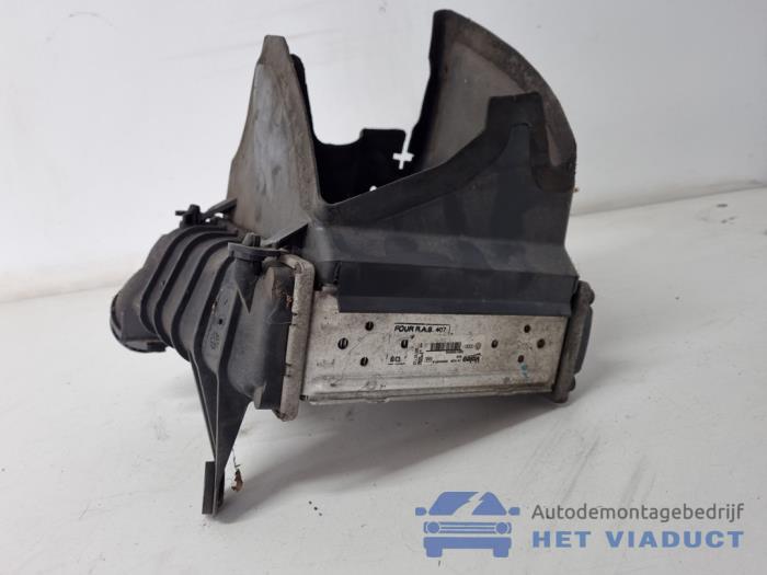 Gebruikte Intercooler Volkswagen Polo IV (9N1/2/3) 1.4 TDI 80 Prijs € 35,00 Margeregeling aangeboden door Het Viaduct