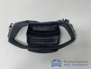 Gebruikte Dashboard deel Kia Niro I (DE) E-Niro 64 kWh Prijs € 75,00 Margeregeling aangeboden door Het Viaduct