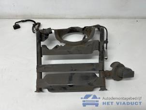 Gebruikte Brandstoftank beugel Volkswagen Golf VII (AUA) 1.4 GTE 16V Prijs € 125,00 Margeregeling aangeboden door Het Viaduct