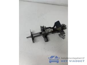 Gebruikte Stuurkolom compleet Suzuki Splash 1.0 12V Prijs € 50,00 Margeregeling aangeboden door Het Viaduct