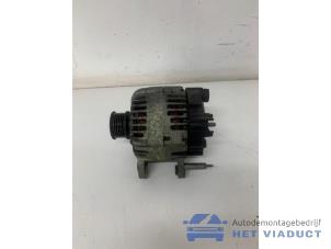 Gebruikte Dynamo Volkswagen Polo V (6R) 1.4 16V Prijs € 75,00 Margeregeling aangeboden door Het Viaduct