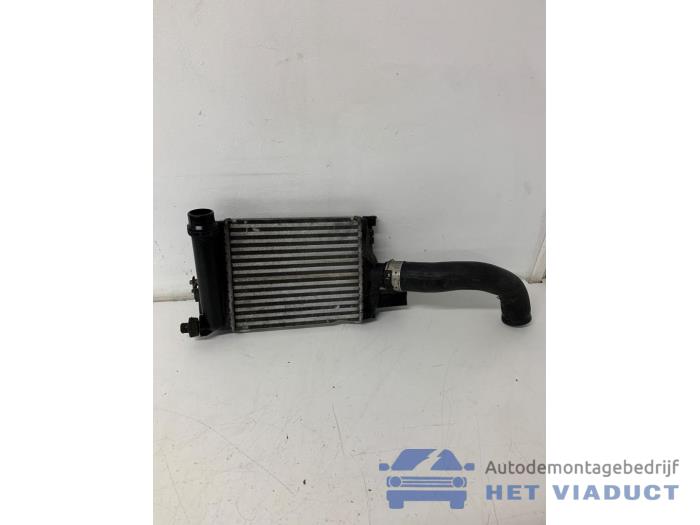 Gebruikte Intercooler Renault Captur I (2R) 0.9 Energy TCE 12V Prijs € 100,00 Margeregeling aangeboden door Het Viaduct