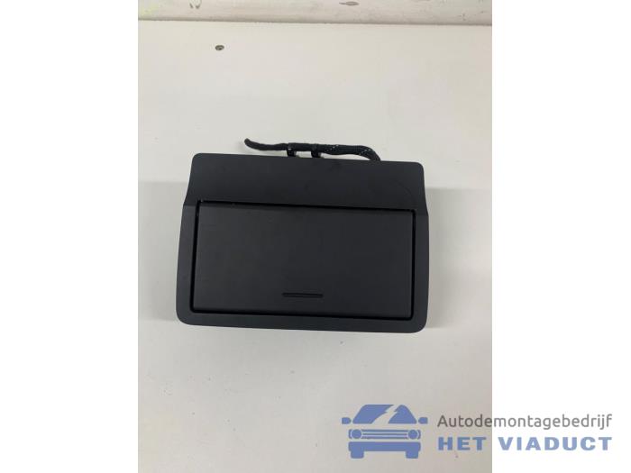 Gebruikte Display Interieur Audi A1 (8X1/8XK) 1.2 TFSI Prijs € 110,00 Margeregeling aangeboden door Het Viaduct