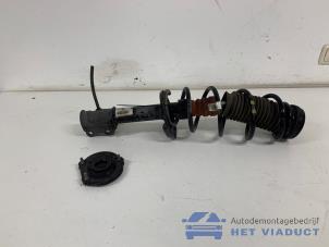 Gebruikte Mac Phersonpoot rechts-voor Fiat Doblo (263) 1.4 T-Jet 16V Prijs € 90,00 Margeregeling aangeboden door Het Viaduct