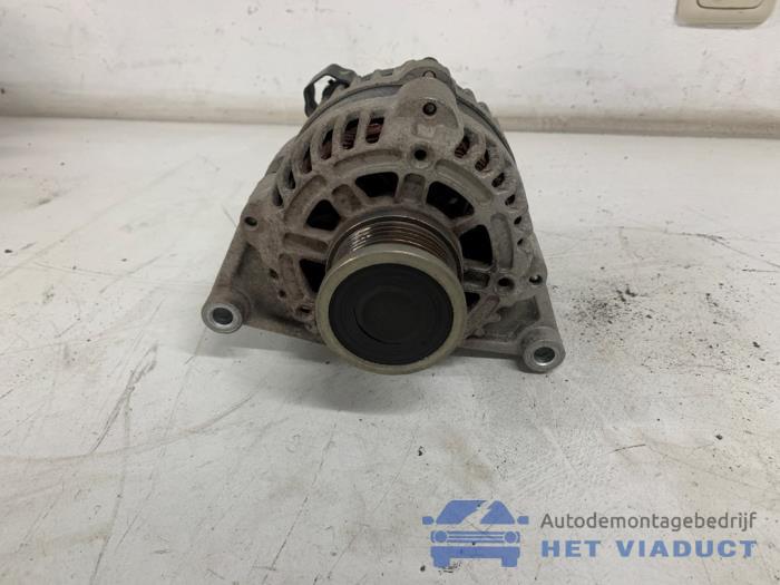 Gebruikte Dynamo Opel Adam 1.2 16V Prijs € 60,00 Margeregeling aangeboden door Het Viaduct