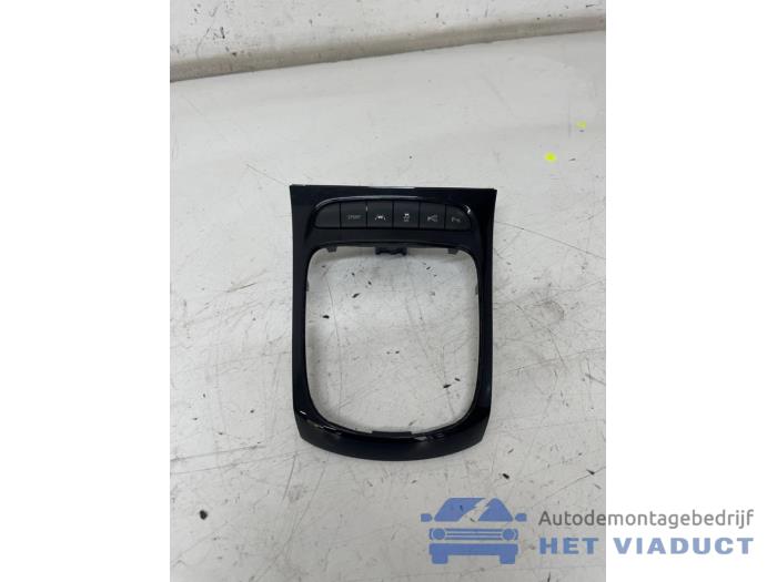 Gebruikte Bediening boordcomputer Opel Astra K 1.4 Turbo 16V Prijs € 100,00 Margeregeling aangeboden door Het Viaduct