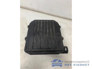 Gebruikte Luchtfilterhuis Volkswagen Polo VI (AW1) 1.0 MPi 12V Prijs € 50,00 Margeregeling aangeboden door Het Viaduct