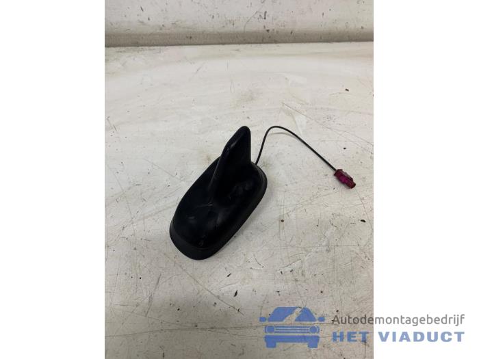 Gebruikte Antenne Volkswagen Golf VI Variant (AJ5/1KA) 1.2 TSI BlueMotion Prijs € 15,00 Margeregeling aangeboden door Het Viaduct