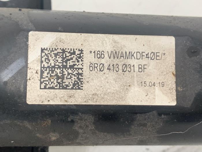 Schokdemperpoot links-voor van een Skoda Fabia III Combi (NJ5) 1.0 12V Greentech 2019
