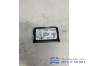Gebruikte Communicatie module Skoda Fabia III Combi (NJ5) 1.0 12V Greentech Prijs € 200,00 Margeregeling aangeboden door Het Viaduct