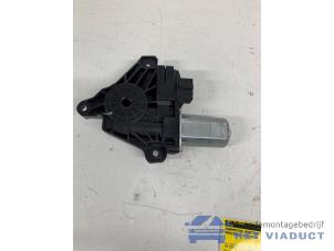 Gebruikte Motor electrisch raam Mercedes C Estate (S205) C-220 CDI BlueTEC, C-220 d 2.2 16V Prijs € 35,00 Margeregeling aangeboden door Het Viaduct