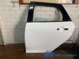 Gebruikte Deur 4Deurs links-achter Ford Focus 3 Wagon 1.5 TDCi Prijs € 200,00 Margeregeling aangeboden door Het Viaduct