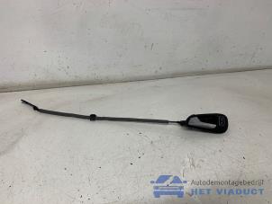 Gebruikte Handgreep Ford Focus 3 Wagon 1.5 TDCi Prijs € 25,00 Margeregeling aangeboden door Het Viaduct