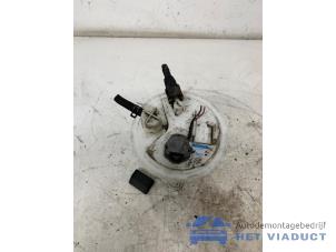 Gebruikte Benzinepomp Mitsubishi Space Star (A0) 1.2 12V Prijs € 55,00 Margeregeling aangeboden door Het Viaduct