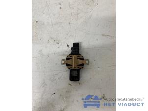 Gebruikte Regensensor Volkswagen Polo V (6R) 1.4 TDI 12V 90 Prijs € 60,00 Margeregeling aangeboden door Het Viaduct