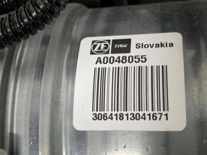 Stuurkolom compleet van een Skoda Fabia III (NJ3) 1.4 TSI 16V R5 Edition 2018