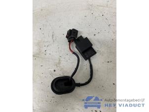 Gebruikte Module brandstof ADM Skoda Fabia III (NJ3) 1.4 TSI 16V R5 Edition Prijs € 25,00 Margeregeling aangeboden door Het Viaduct