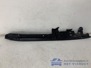 Gebruikte Afdekplaat diversen BMW 5 serie Touring (G31) 530d xDrive 3.0 TwinPower Turbo 24V Prijs € 50,00 Margeregeling aangeboden door Het Viaduct