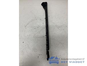 Gebruikte Bumpersteun rechts-achter Mercedes E (W212) E-220 CDI 16V BlueEfficiency,BlueTEC Prijs € 15,00 Margeregeling aangeboden door Het Viaduct