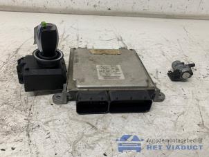 Gebruikte Contactslot + computer Mercedes E (W212) E-220 CDI 16V BlueEfficiency,BlueTEC Prijs € 300,00 Margeregeling aangeboden door Het Viaduct