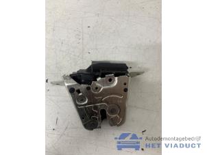 Gebruikte Slotmechaniek Achterklep Mercedes CLA Shooting Brake (117.9) 1.6 CLA-180 16V Prijs € 40,00 Margeregeling aangeboden door Het Viaduct