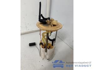 Gebruikte Benzinepomp Renault Kadjar (RFEH) 1.5 dCi DPF Prijs € 80,00 Margeregeling aangeboden door Het Viaduct