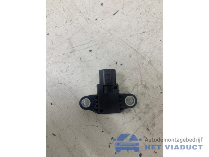 Gebruikte Side assist sensor Renault Kadjar (RFEH) 1.5 dCi DPF Prijs € 30,00 Margeregeling aangeboden door Het Viaduct