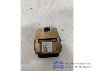 Gebruikte ACC Sensor (afstand) Peugeot 508 SW (8E/8U) 2.2 HDiF 16V GT Prijs € 70,00 Margeregeling aangeboden door Het Viaduct