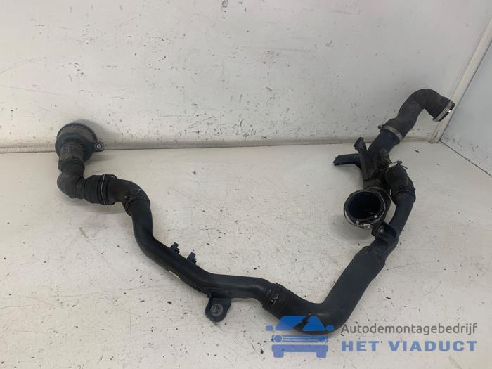 Gebruikte Intercooler Slang Volkswagen Golf VI (5K1) 2.0 GTI 16V Prijs € 70,00 Margeregeling aangeboden door Het Viaduct