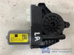 Gebruikte Motor electrisch raam BMW 1 serie (F40) 118d 2.0 16V Prijs € 50,00 Margeregeling aangeboden door Het Viaduct