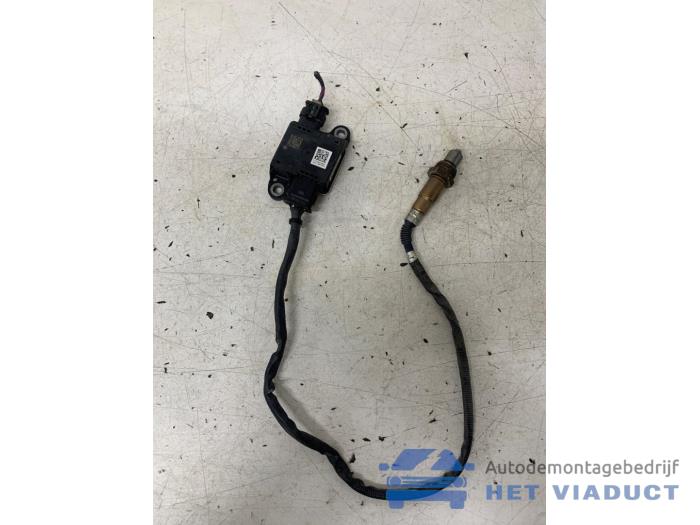 Gebruikte Nox sensor BMW 1 serie (F40) 118d 2.0 16V Prijs € 140,00 Margeregeling aangeboden door Het Viaduct
