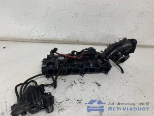 Gebruikte Inlaatspruitstuk BMW 1 serie (F40) 118d 2.0 16V Prijs € 250,00 Margeregeling aangeboden door Het Viaduct