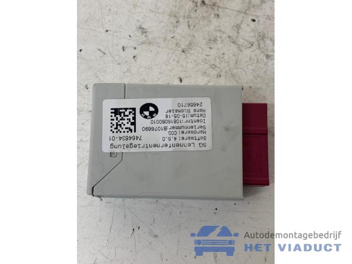 Gebruikte Central electronic module BMW 2 serie Gran Tourer (F46) 220dA xDrive 2.0 TwinPower Turbo 16V Prijs € 50,00 Margeregeling aangeboden door Het Viaduct