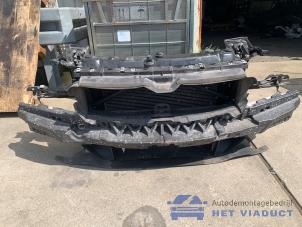 Gebruikte Frontpaneel BMW 3 serie Gran Turismo (F34) 320d 2.0 16V Prijs € 1.250,00 Margeregeling aangeboden door Het Viaduct