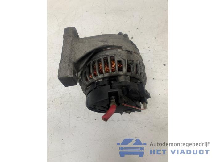 Gebruikte Dynamo Volvo S60 I (RS/HV) 2.3 T5 20V Prijs € 50,00 Margeregeling aangeboden door Het Viaduct