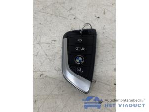 Gebruikte Sleutel BMW 1 serie (F40) 118d 2.0 16V Prijs € 100,00 Margeregeling aangeboden door Het Viaduct