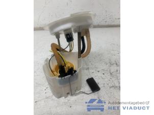 Gebruikte Tank element Pomp BMW 1 serie (F40) 118d 2.0 16V Prijs € 120,00 Margeregeling aangeboden door Het Viaduct