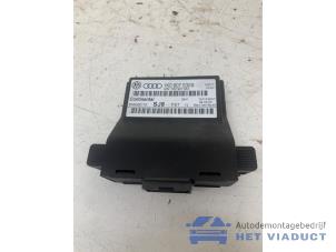 Gebruikte Telefoon interface Volkswagen Touran (5T1) 2.0 TDI 150 Prijs € 70,00 Margeregeling aangeboden door Het Viaduct