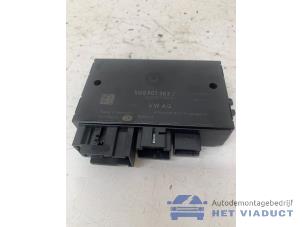 Gebruikte Trekhaak Module Seat Leon ST (5FF) 1.6 TDI 16V Prijs € 140,00 Margeregeling aangeboden door Het Viaduct