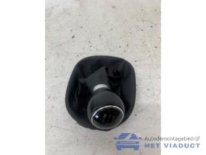 Gebruikte Versnellingspook Volkswagen Touran (1T3) 1.4 16V TSI 140 Prijs € 30,00 Margeregeling aangeboden door Het Viaduct